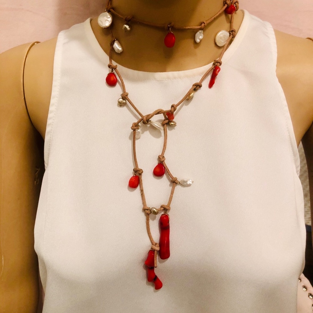 ❤️👸🏼Coral and Pearl Wrap Necklace